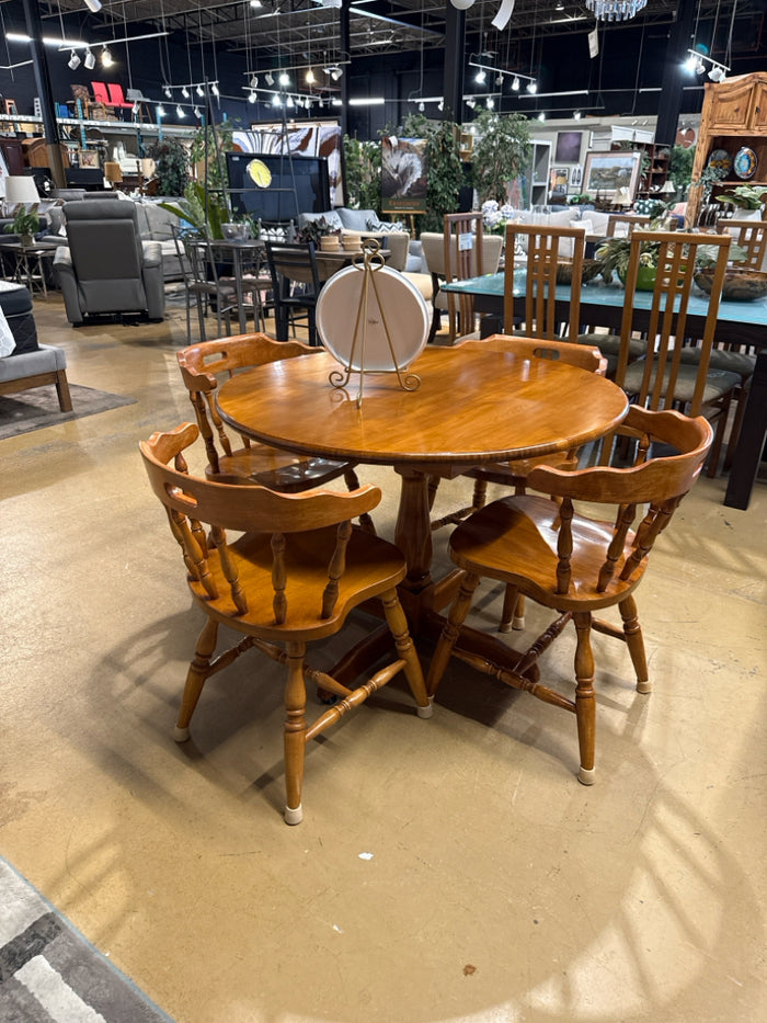 5 Piece Maple Dining Table & 4 Chairs