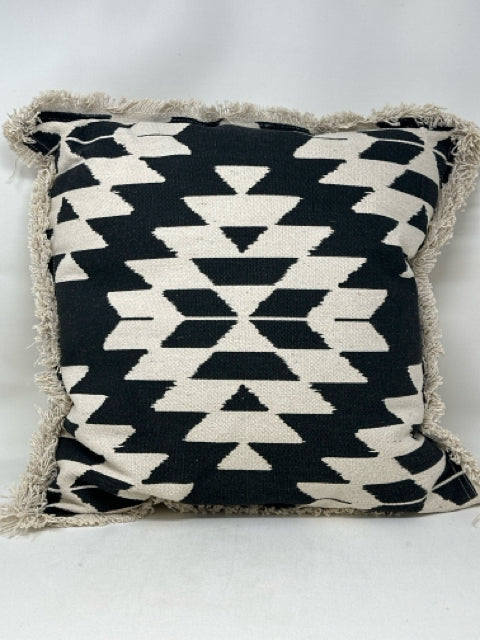 Black & White Geometric Trimmed Pillow [MHF]