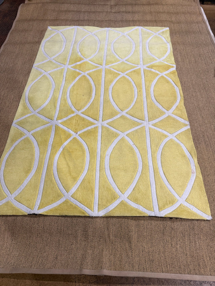 5' x 7.5' Yellow Carpet