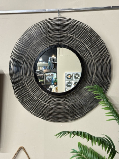 Round Black Wire Framed Mirror [MHF]