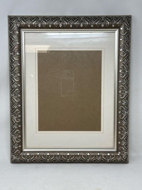 8" x 10" Antique Gold Frame
