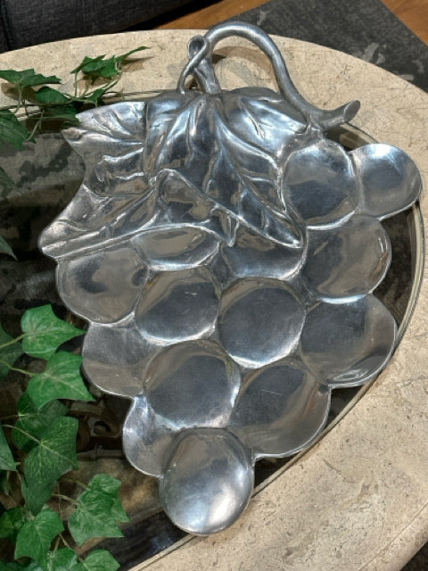Mariposa Aluminum Grape Serving Platter
