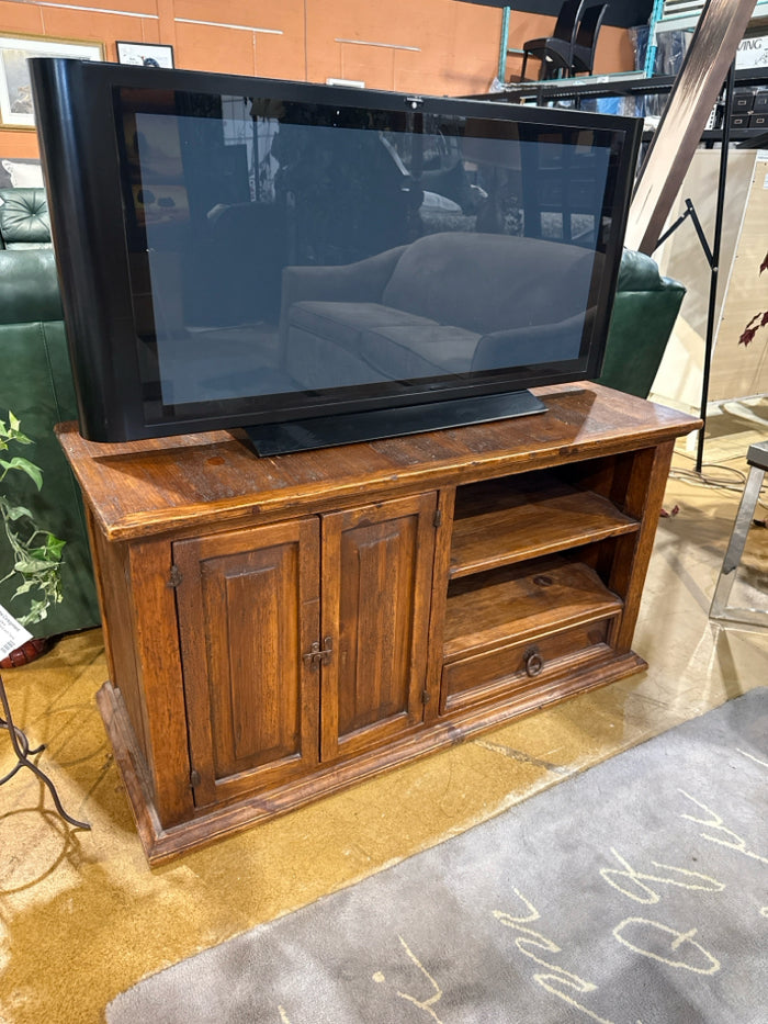 Made in Mexico 2 Door 1 Drawer T.V. Stand