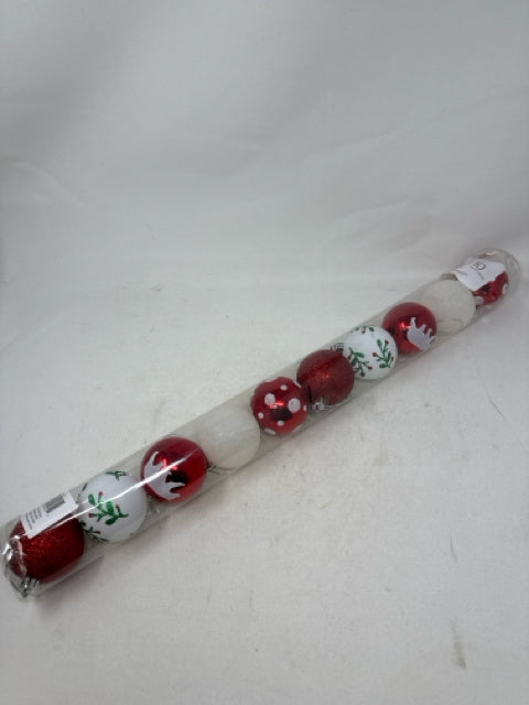 10 Piece Christmas Red/White Ball Ornaments