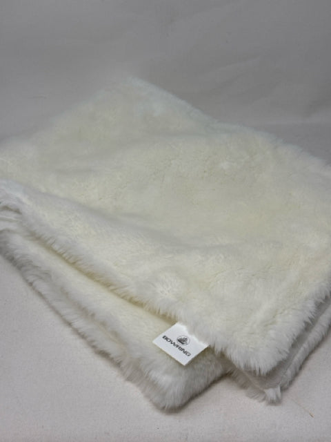 White Faux Fur Table Runner