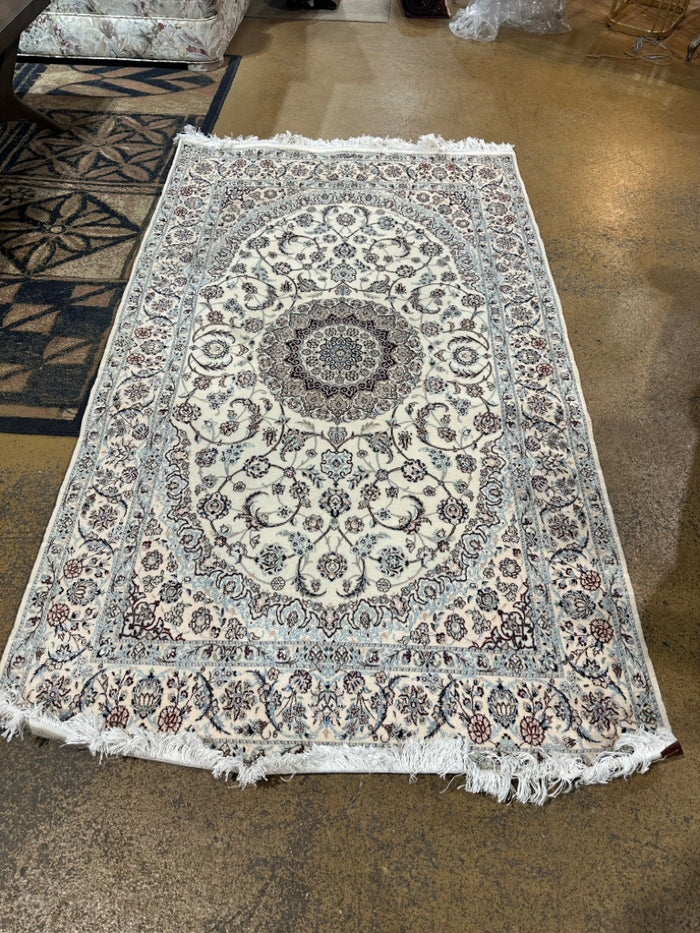 4' x 7.7' Hand Knotted Wool Rug