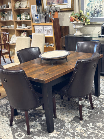 Dining Room &amp; Kitchen