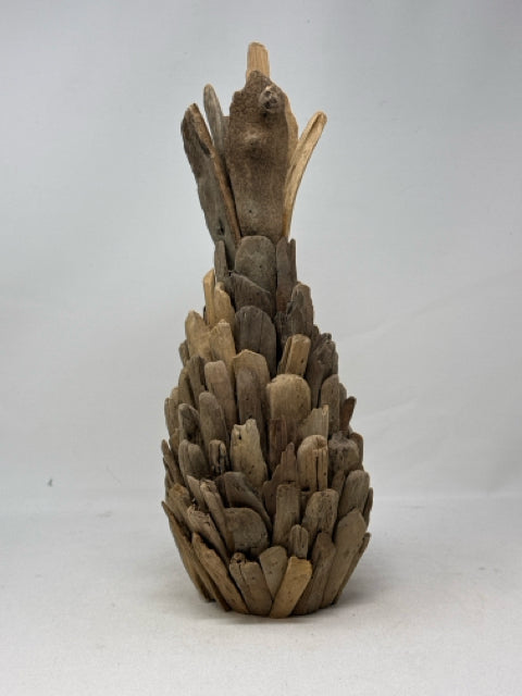 Driftwood Pineapple Table Decor [MHF]