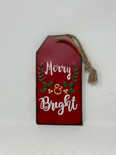 Metal Holiday Wall Decor