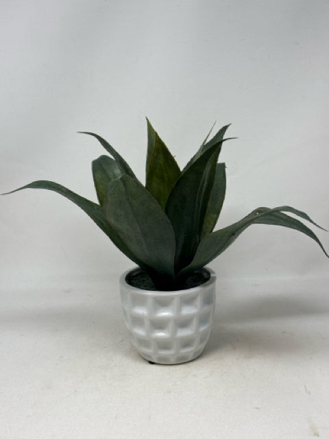 Bouclair Artificial Plant in White Ceramic Pot [MHF]