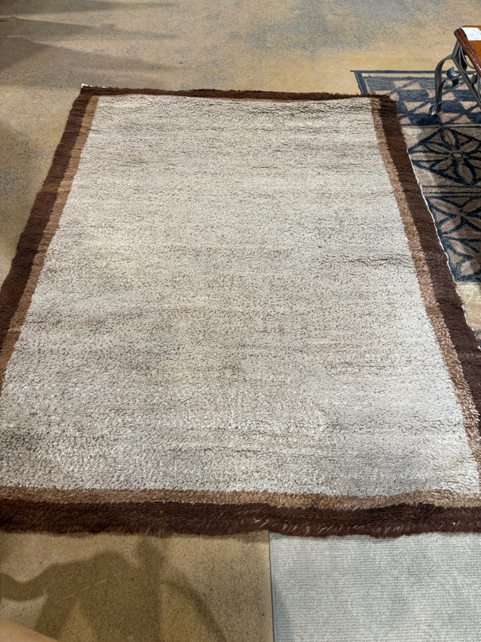 5.5' x 7' Carpet