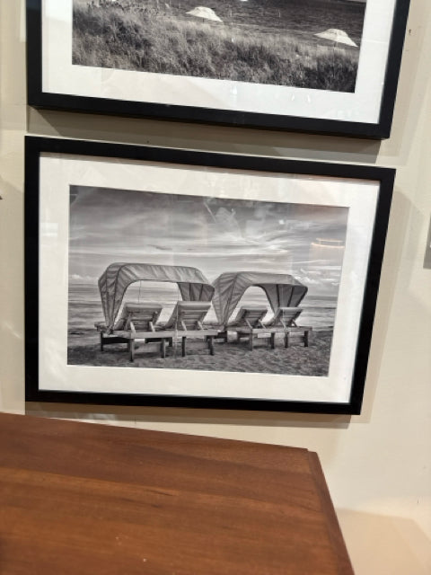 Black Framed B/W Beachscape Photography Wall Art [MHF]
