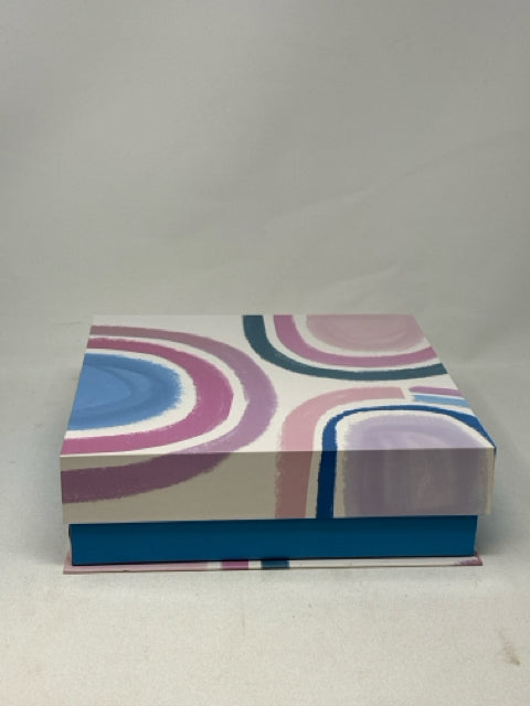 Decorative White/Blue/Pink Storage Box [MHF]