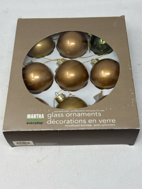 Box of 8 Gold Ball Ornaments