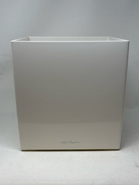 Square Lechuza Glossy White Planter [MHF]