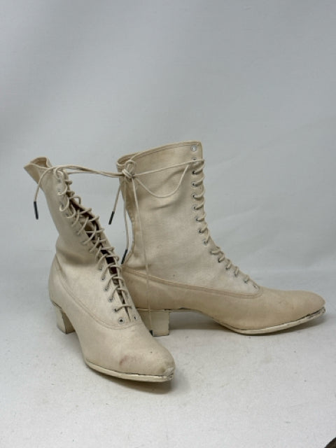 Antique Edwardian-Era White Lace up Boots