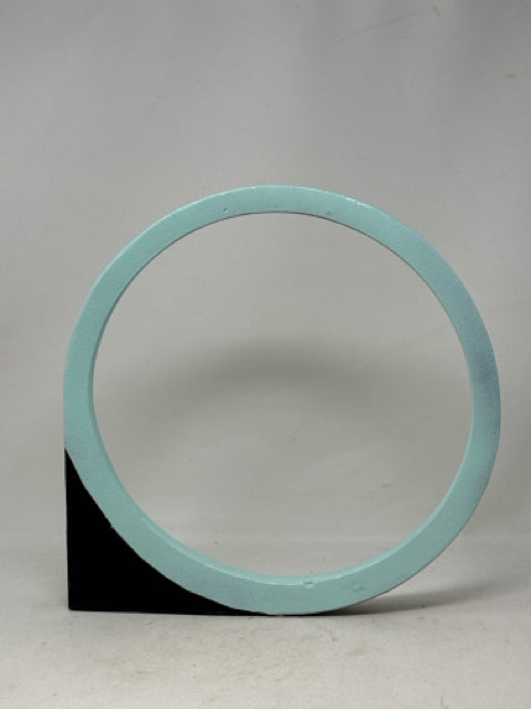 Iron Circle Table Decor