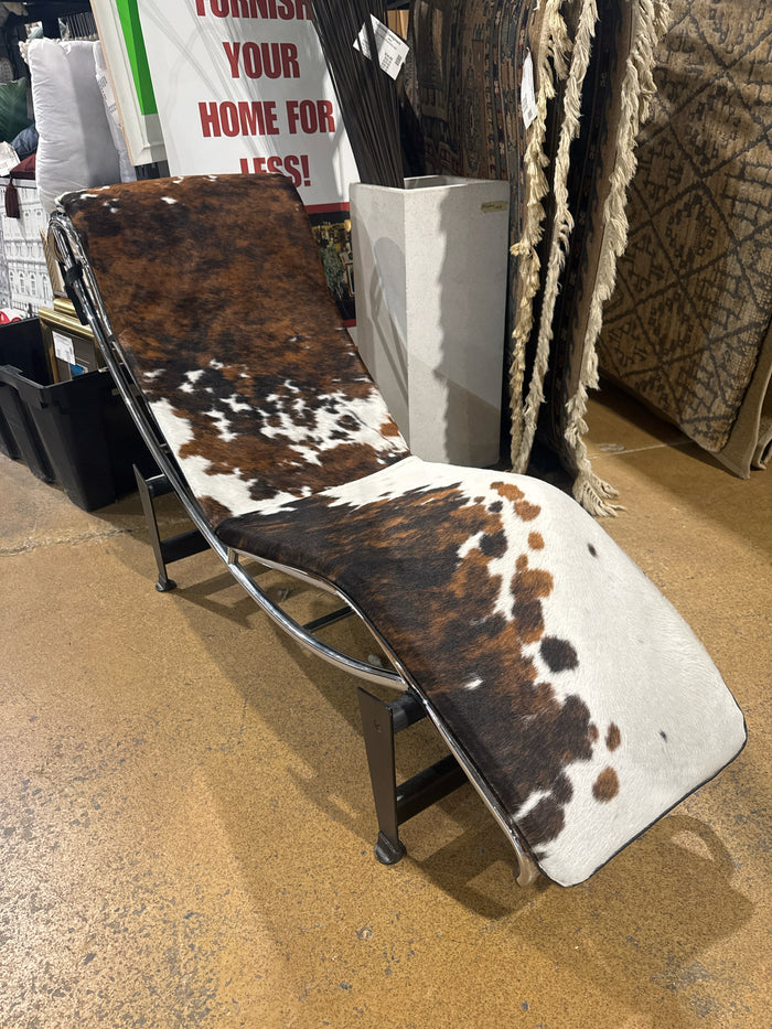 Cow Hide Gravity Lounge Chair