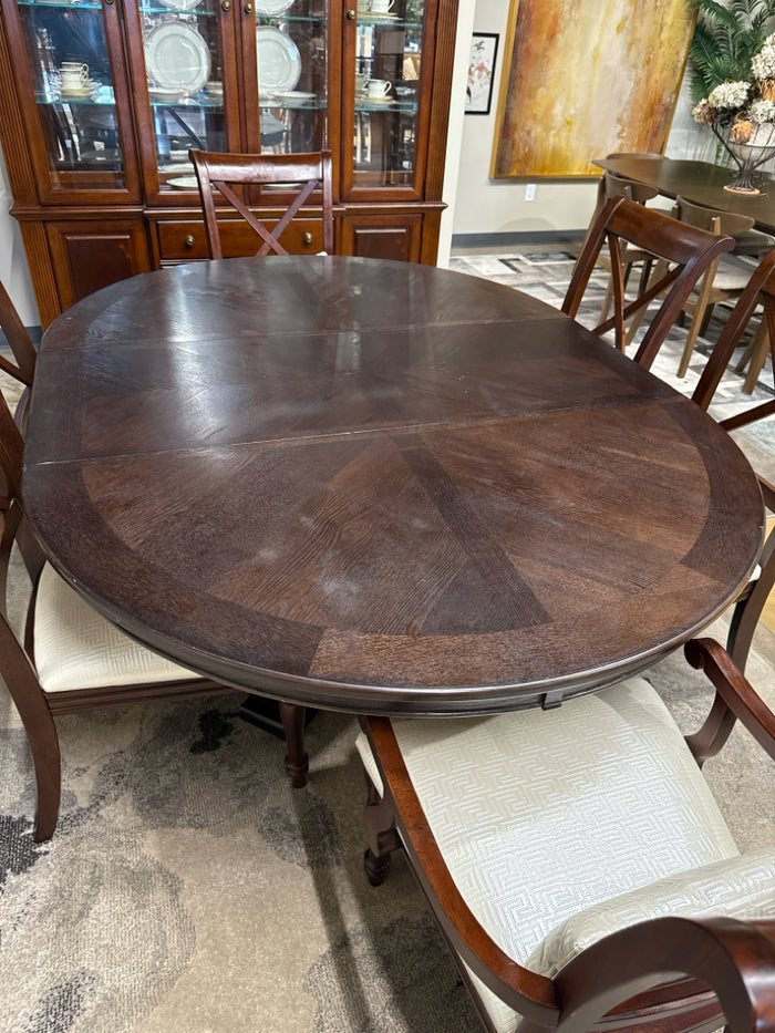 Round Wood Dining Table With Leaf