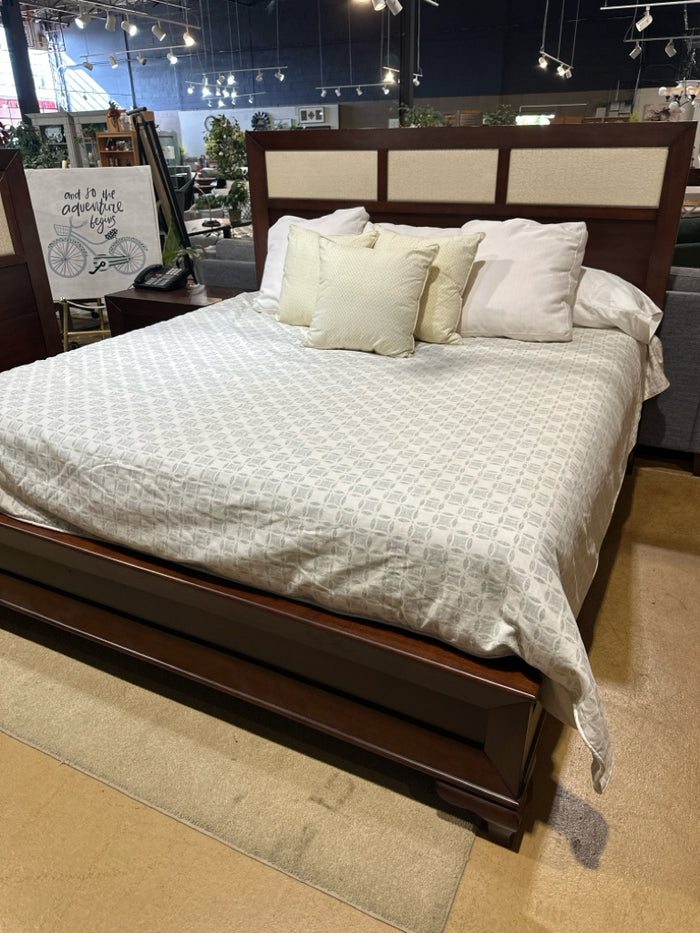 Amini Collection King Wood Bed