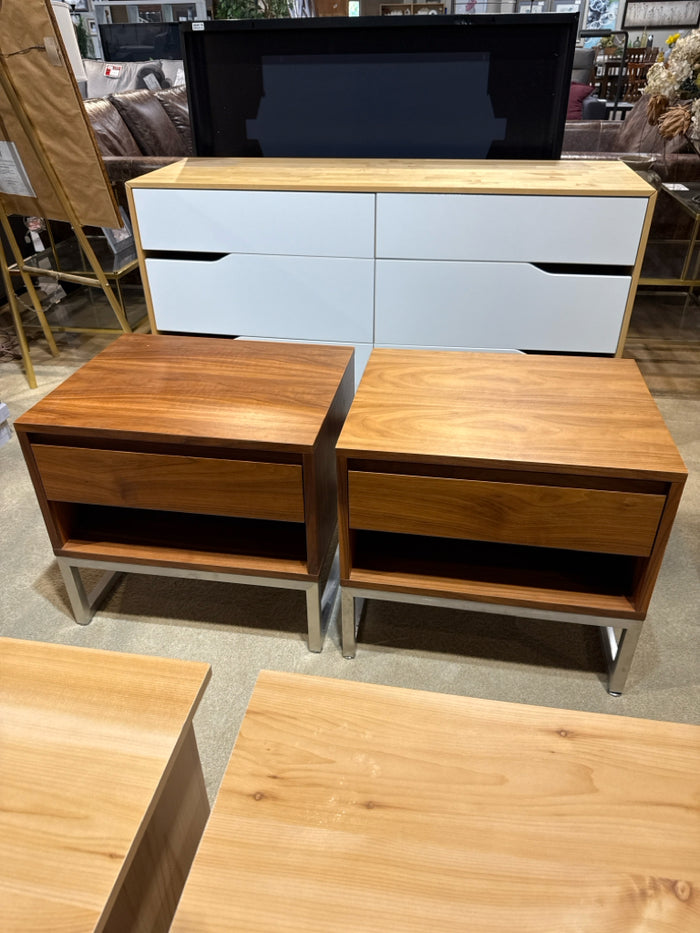 Pair of Gus 1 Drawer Night Stands [MHF]