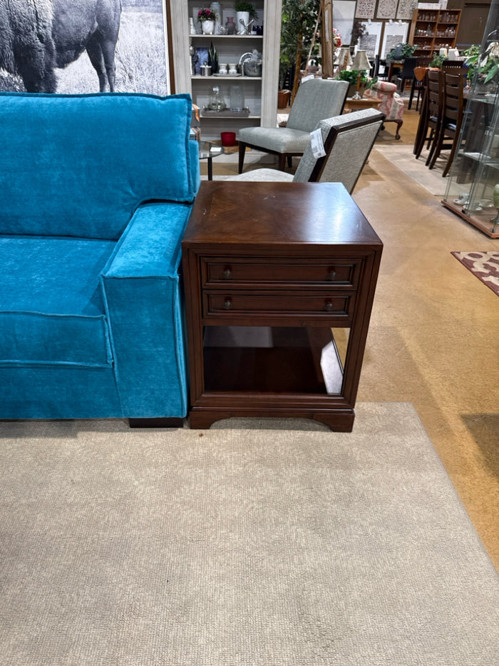 Stanley 2 Drawer End Table