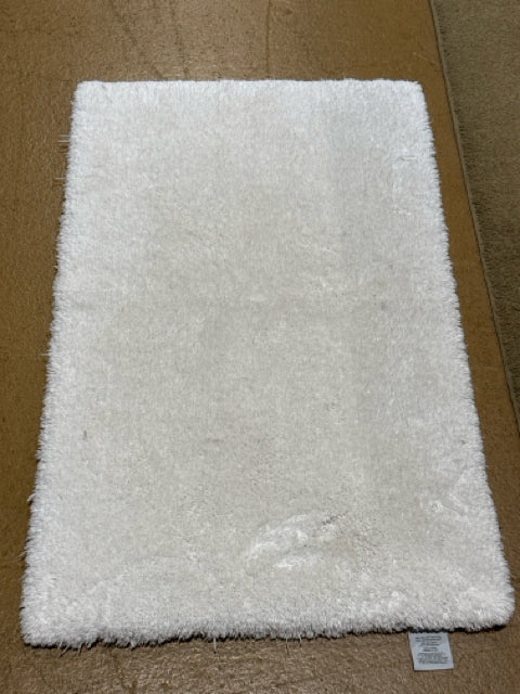 White Plush Bath Mat