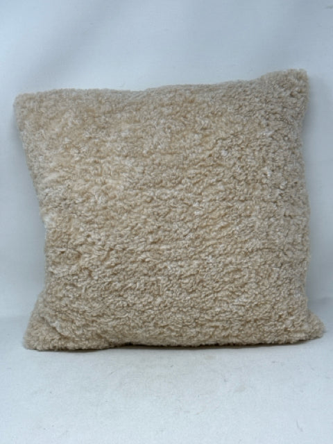 Zara Home Faux Fur Cream Pillow [MHF]