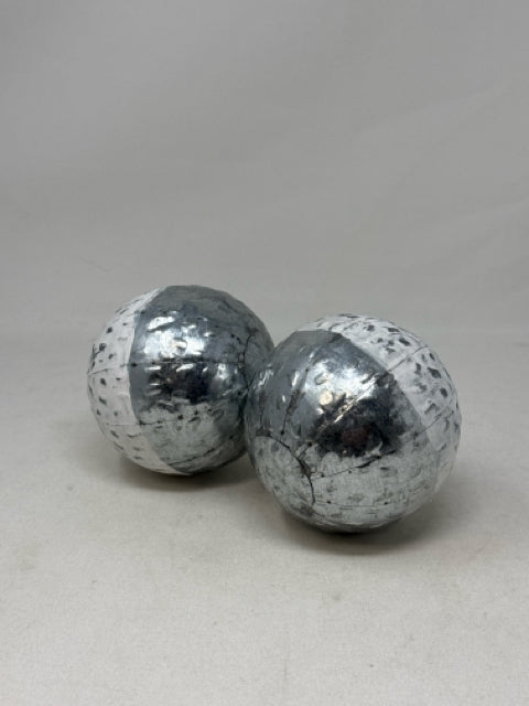 Pair of Tin Accent Balls