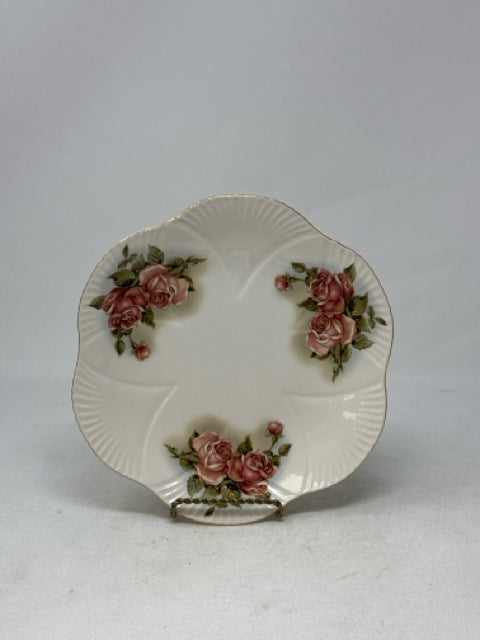 Pair of 8" Skye McGhie Country Rose Plates