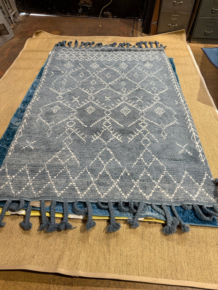 8'x 5.5' Blue Tassel Carpet [MHF]