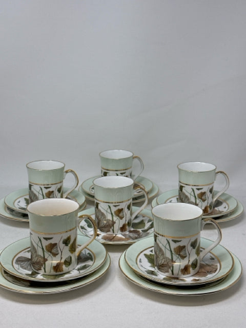 17 Piece Clare Bone China Luncheon Set Leaf Pattern