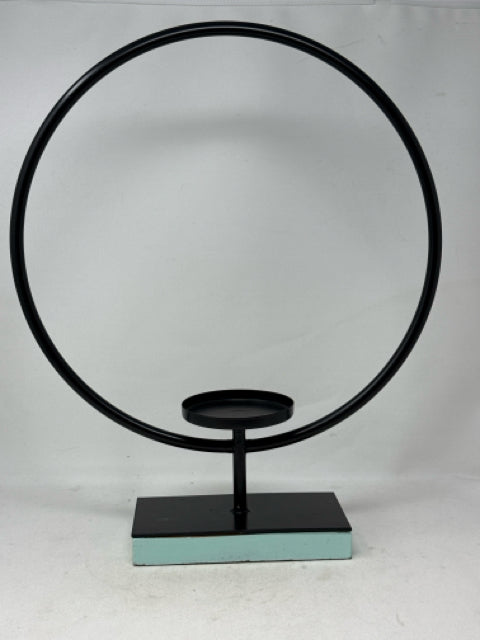 Black Metal Circle Candle Holder on Wooden Stand