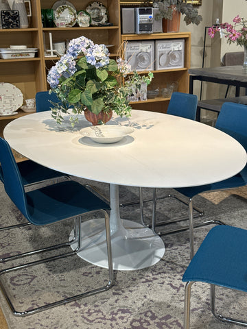 Dining Room &amp; Kitchen