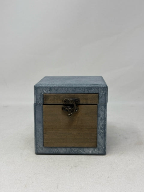 Bouclair Decorative Clasp Box [MHF]