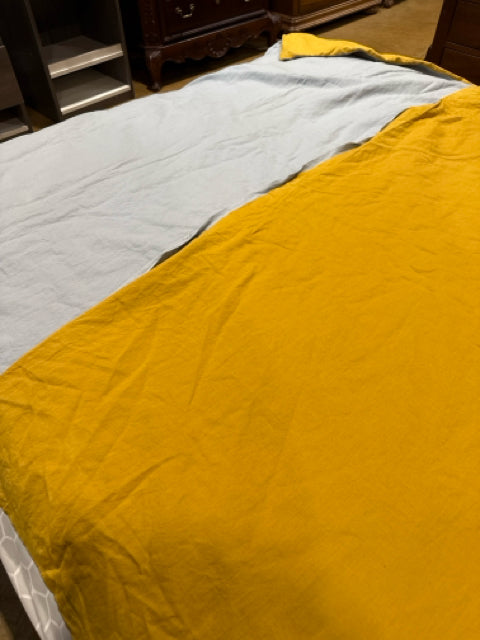 Twin Blue/Gold Duvet Cover [MHF]