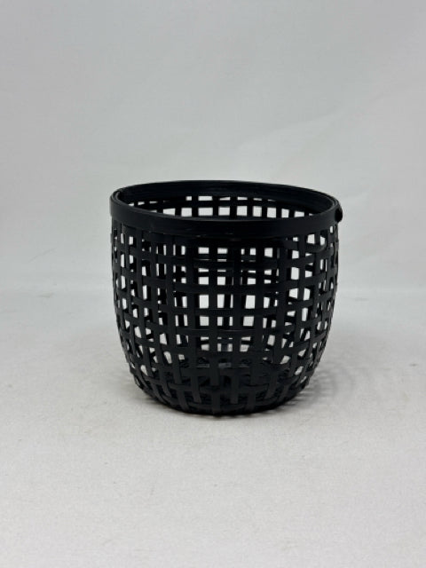 Small Black Basket Plant Pot [MHF]