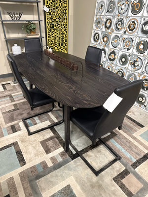 Dining Room &amp; Kitchen