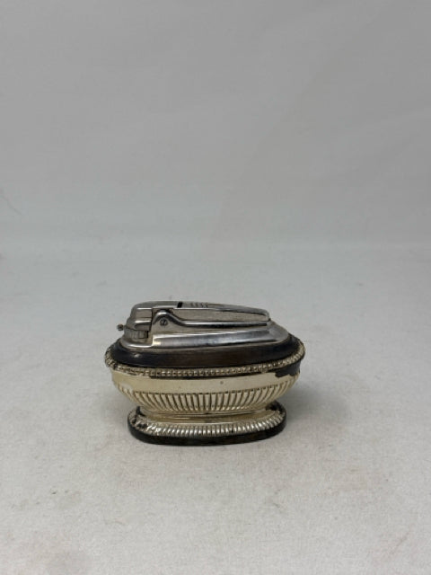 Vintage Ronson Varaflame Table Lighter