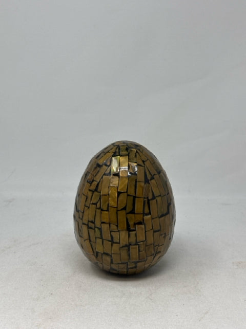 Gold Mosaic Egg Table Decor