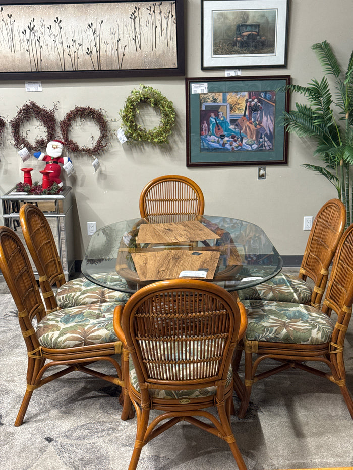 7 Piece Ratan Dining Table & 6 Chairs
