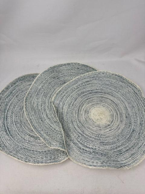 Set of 3 Round White/Blue Placemats [MHF]