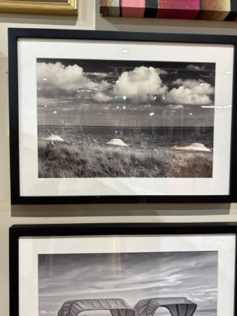 Black Framed B/W Beachscape Photography Wall Art [MHF]