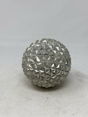 Silver Accent Ball