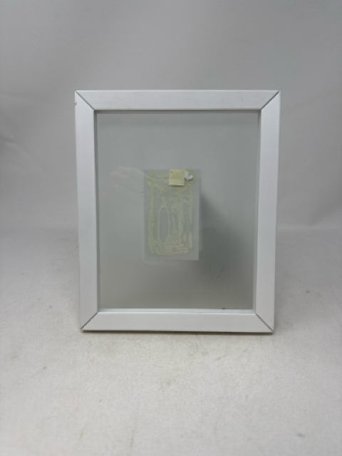 Umbra White Framed Shadow Box Photo Frame