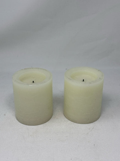 Pair of 4" Flameless Candles