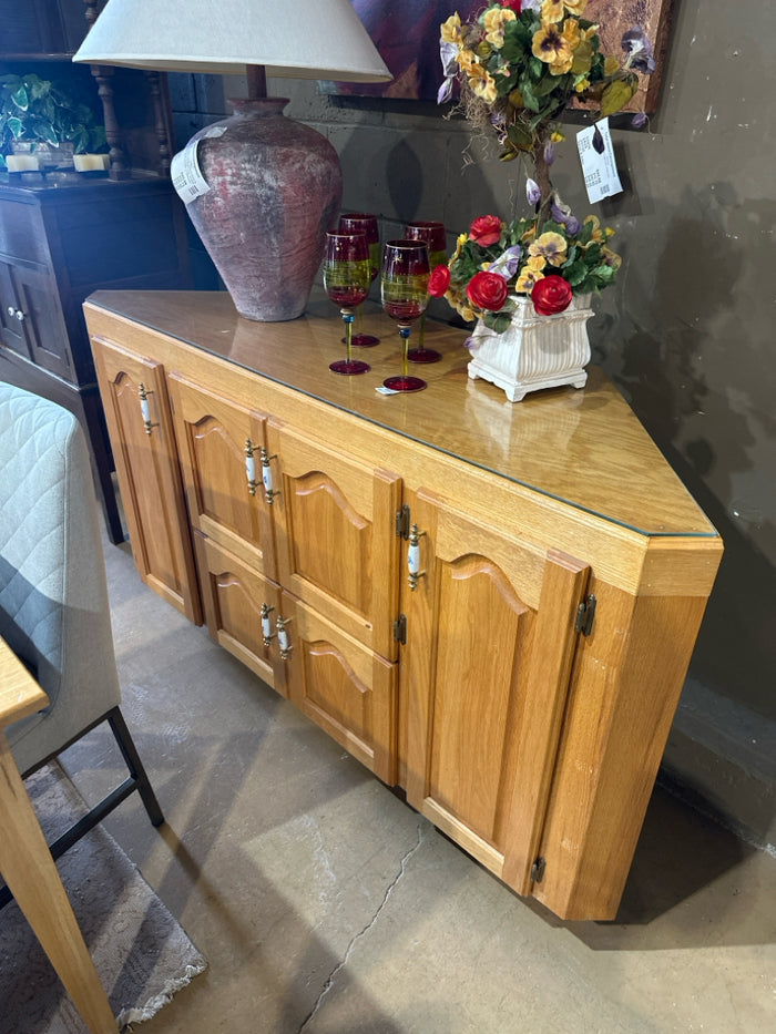 4 Door 1 Drawer Oak Cabinet