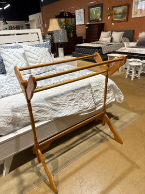 Oak Blanket Stand