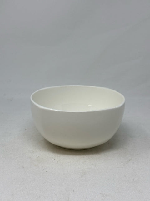 White Ceramic Bowl